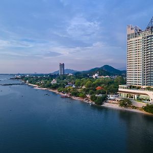 S Sriracha Hotel & Residence